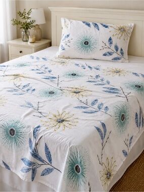 The Company Store Standard Pillowcase & Queen Flat Sheet Floral 100% Cotton